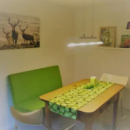 Stroebele Apartment *